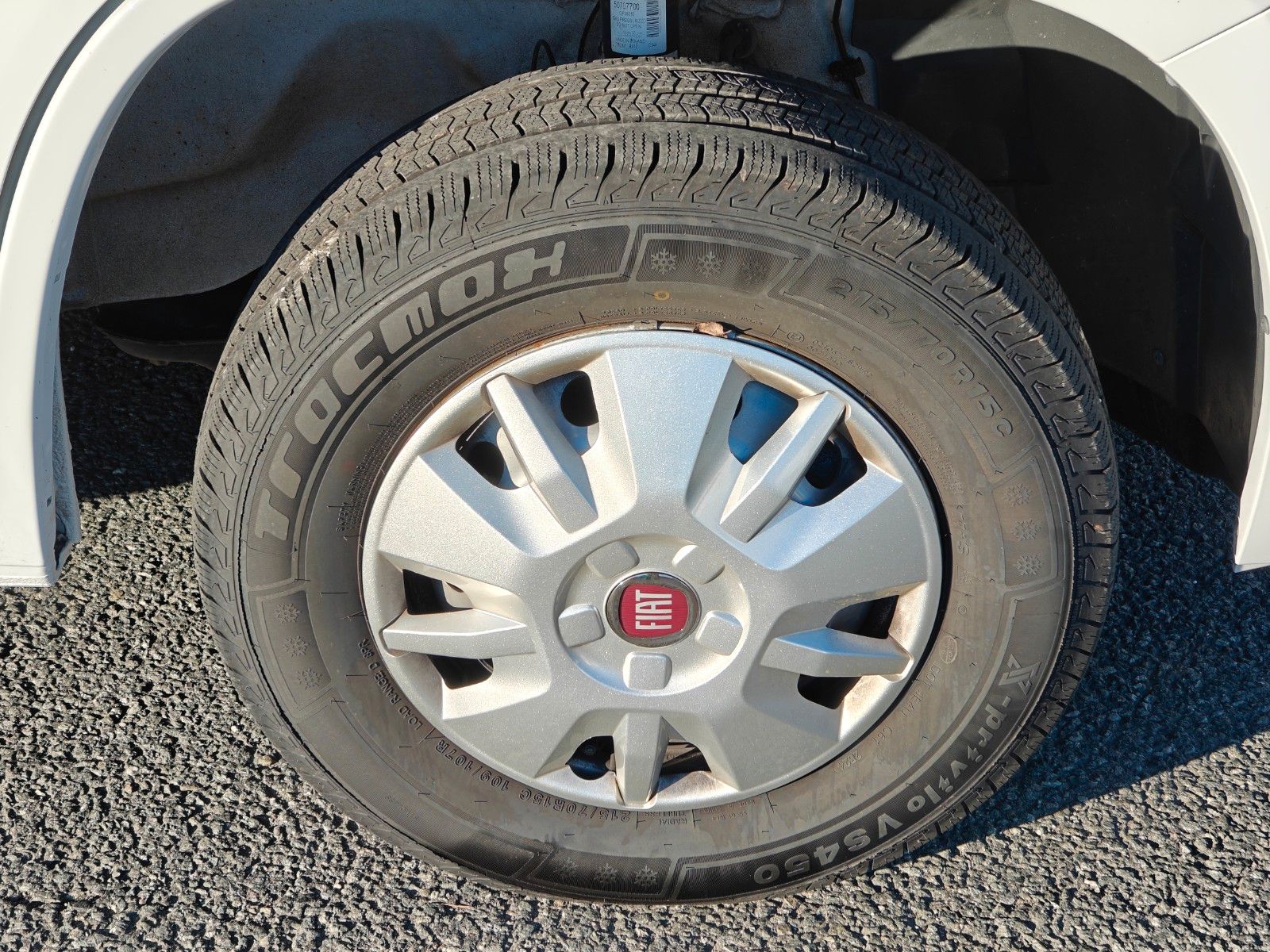 Fahrzeugabbildung XGO Dynamic 99 P + Hubbett, Solar, SAT, TV, Markise