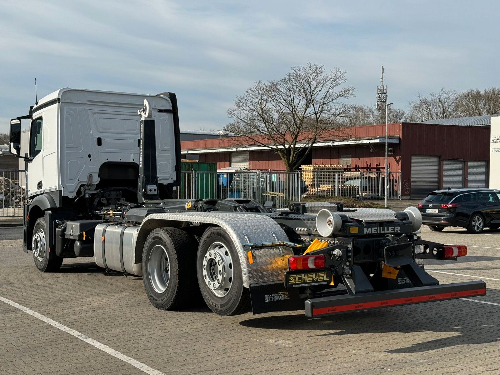 Fahrzeugabbildung Mercedes-Benz Actros 2545 MEILLER RS21.70 Abrollkipper