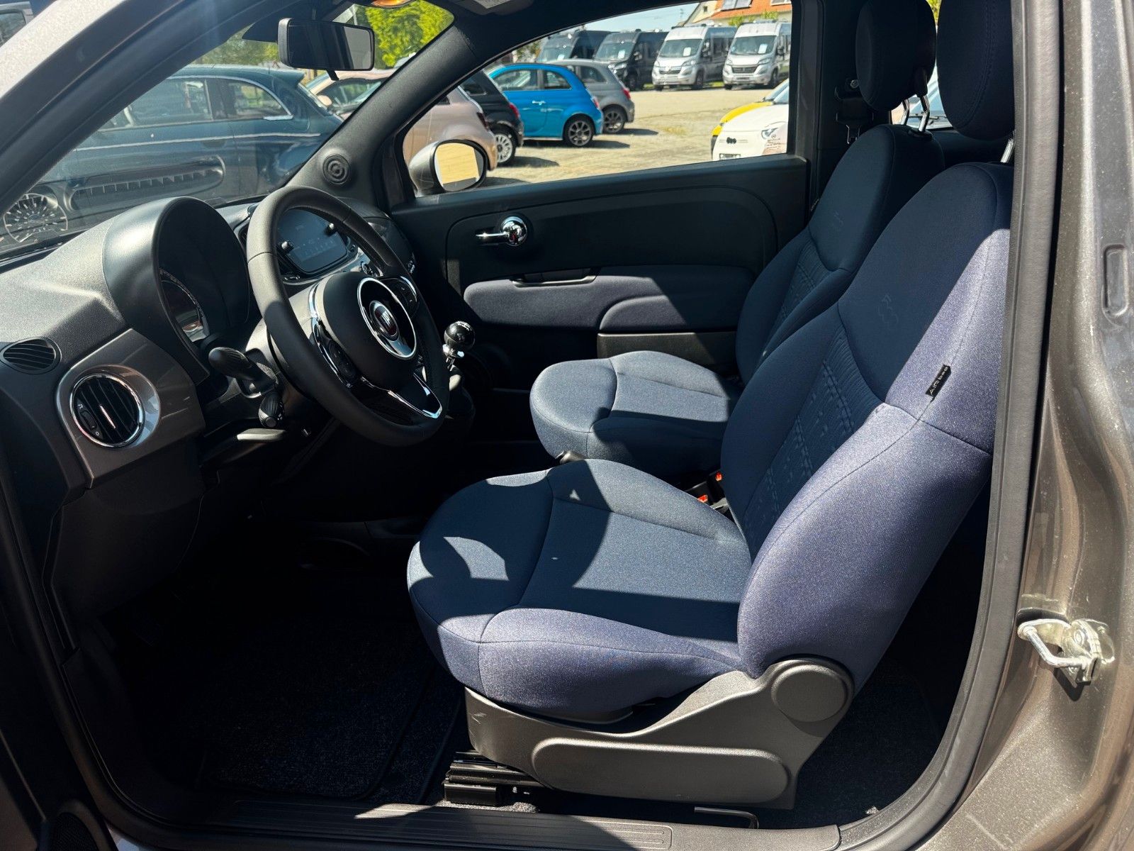 Fahrzeugabbildung Fiat 500 1.0 GSE Hybrid CLUB 70PS