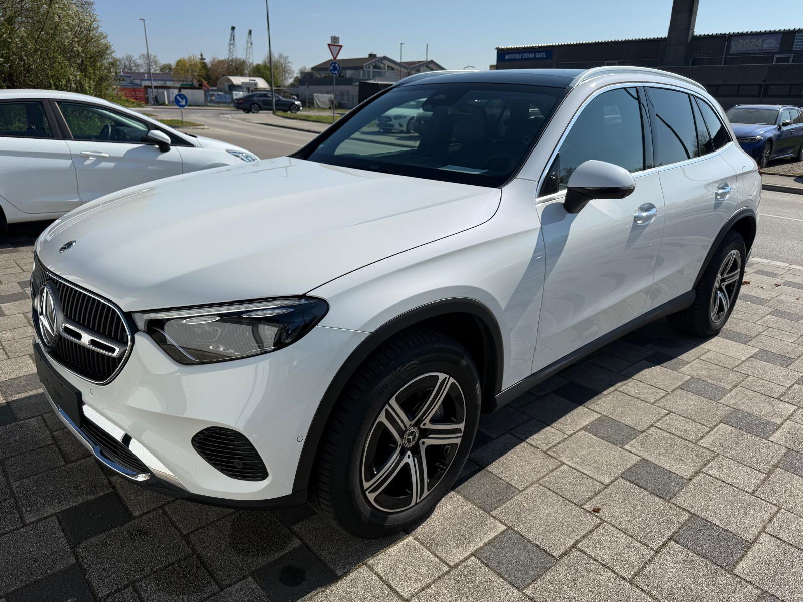 Mercedes-Benz GLC 300 de 4MATIC Aut. AHK Pano 360° Leder
