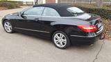 Mercedes-Benz Cabriolet E 250 CGI BlueEFF  Comand APS Navi, Le - : mit Navigationssystem, Comand Aps