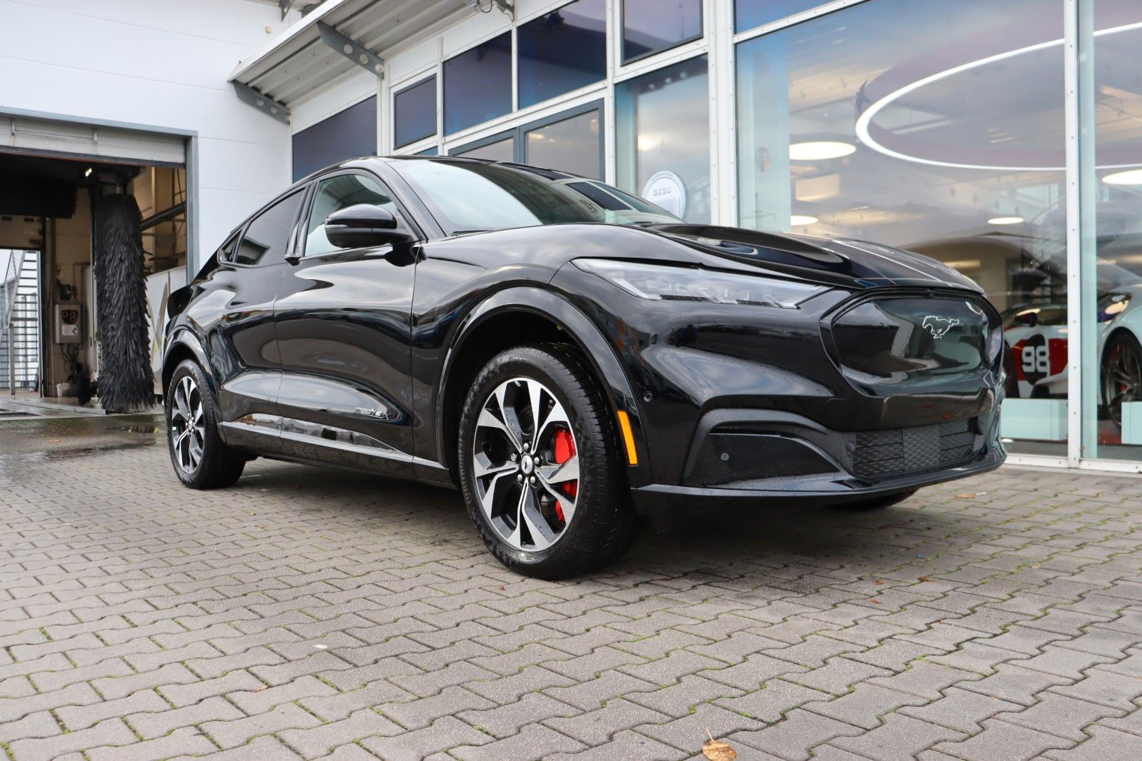 Ford Mustang Mach-E Premium Extended 0,0% FIN*