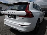 Volvo XC60 B4 D Momentum Pro NAVI LED 360° AHK KAMERA - Volvo XC60: Momentum Pro