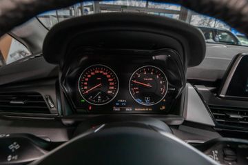 Bild 17 BMW 225 Active Tourer Plug in WR Navi