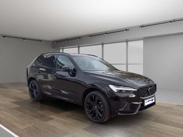 Volvo XC60 Plus Black Edition AWD