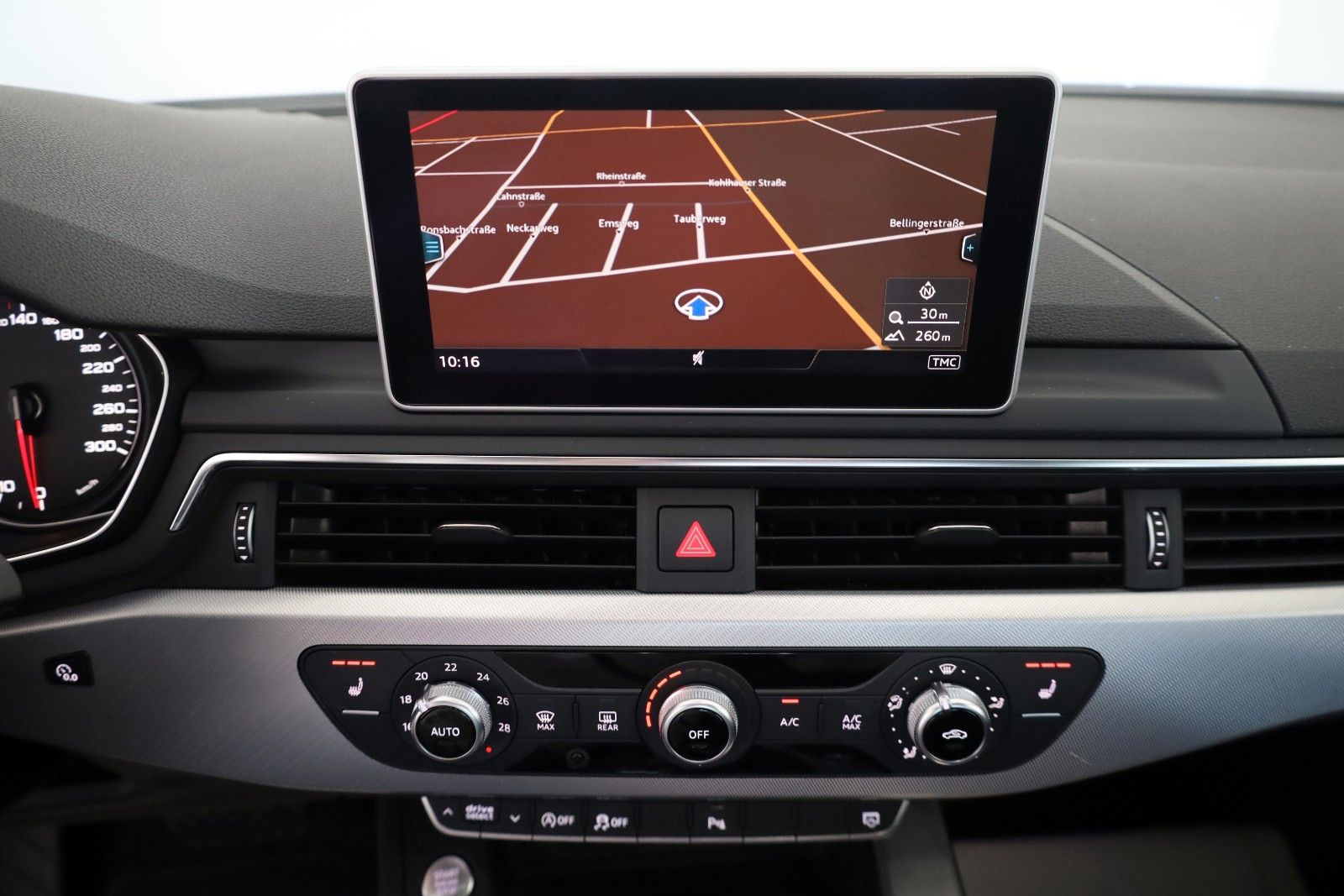 Fahrzeugabbildung Audi A4 Lim. sport,S line,Navi,LED,SH,8fach bereift