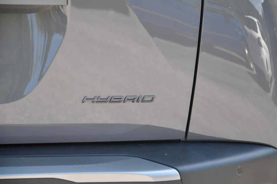Peugeot 2008 Hybrid 145 Allure *LED*