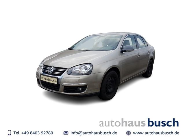 Volkswagen Jetta Comfortline 1.6 16V FSI Metallic