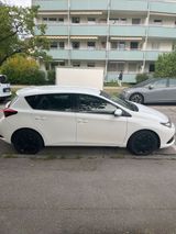 Toyota Auris 26.329 Km stand keine Mängel - Toyota Auris in München