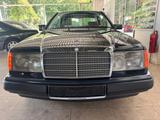 Mercedes-Benz 200CE traumhafter Zustand , Leder Klima 124tkm - Mercedes-Benz: Coupé, C124