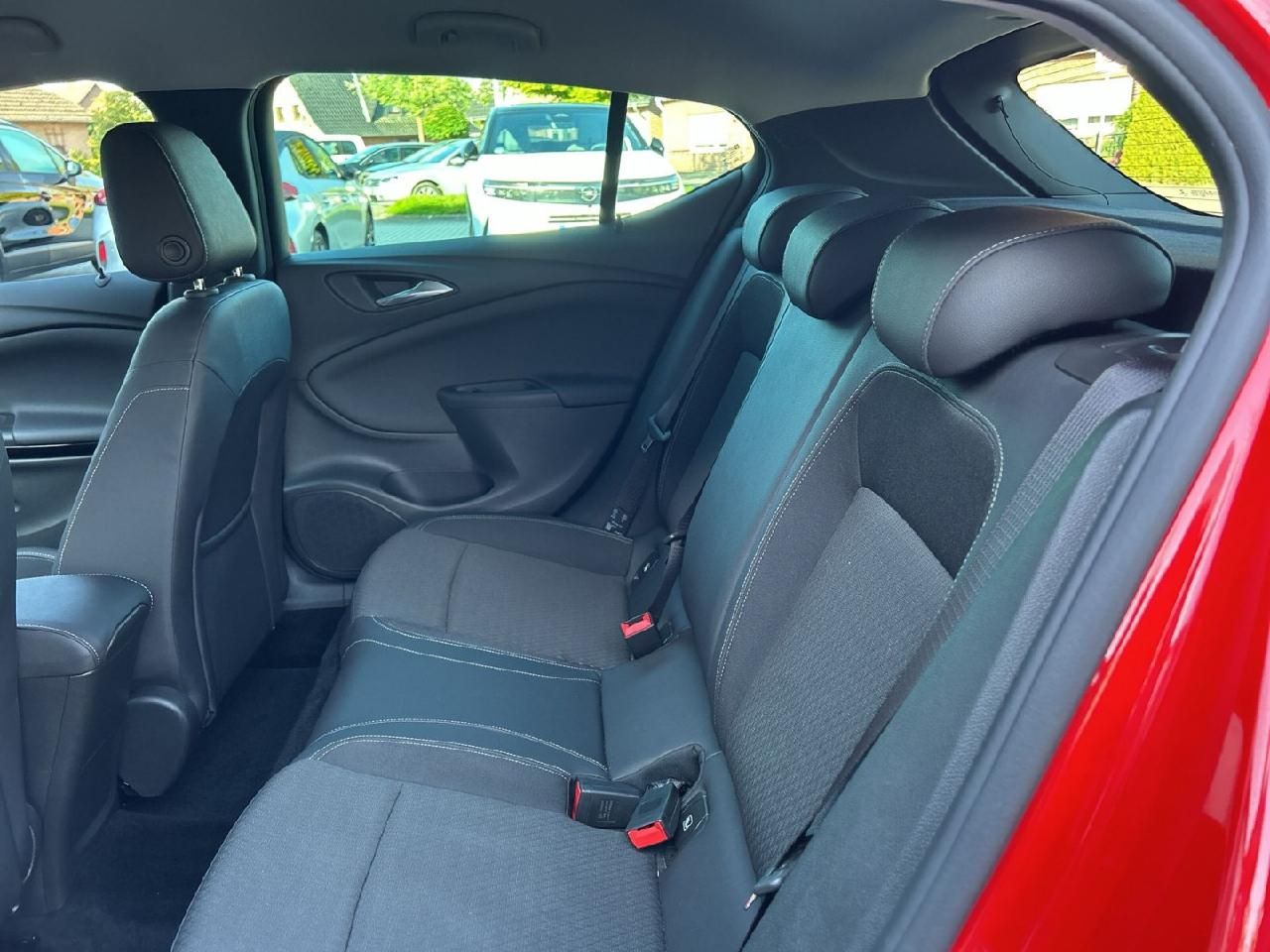 Fahrzeugabbildung Opel Astra K Lim. 5-trg. Innovation