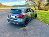 Mercedes-Benz A 200 Urban Automatik/Leder/Navi/17 Zoll/8Fach - gebrauchte Mercedes-Benz A 200 aus dem Jahr 2016
