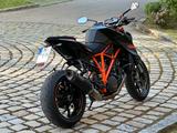 KTM 1290 Superduke R ABS schwarz