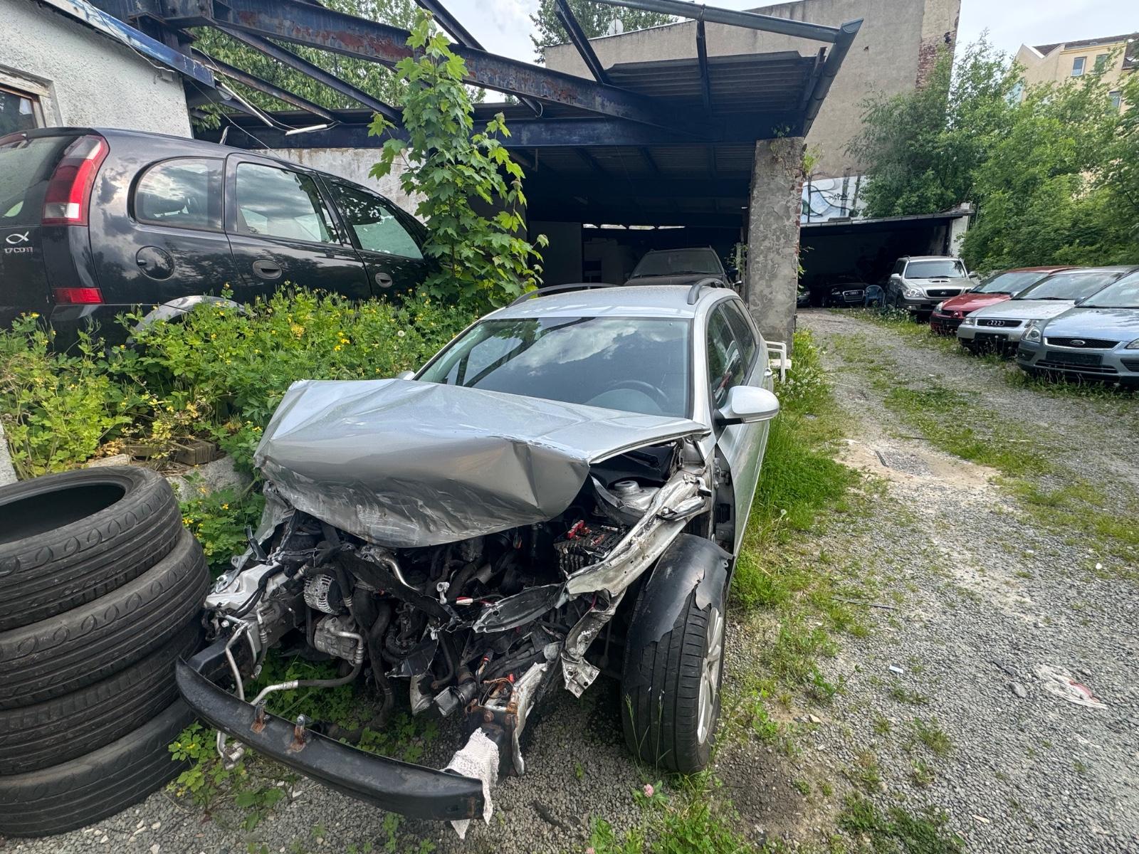 Volkswagen Passat Variant Sportline 2,0 Diesel **Unfall**