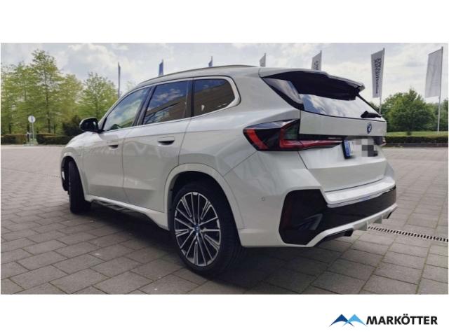 BMW X1 30e xDrive M Sport AHK/PANO/HUD/CAM/20-Zoll