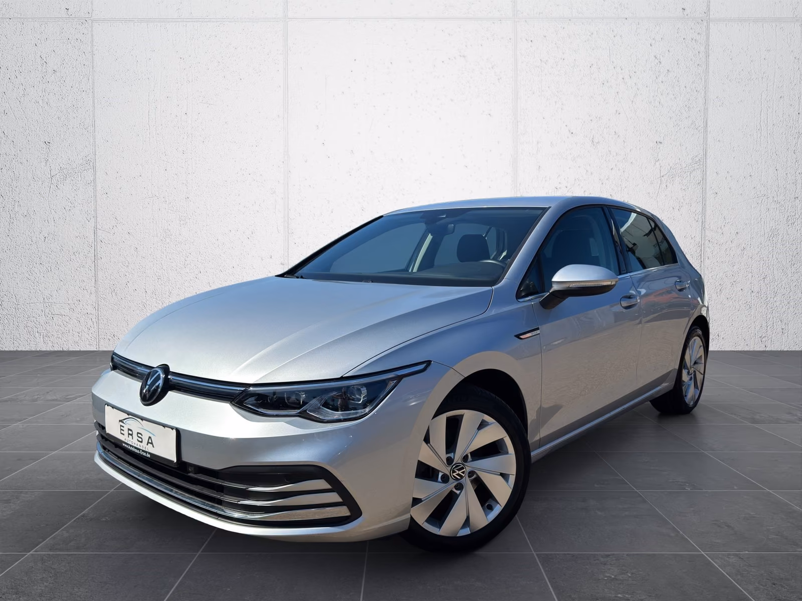 Volkswagen Golf 1.5 TSI Lim. Style*ACC*AHK*Sitzheizung*Lenk