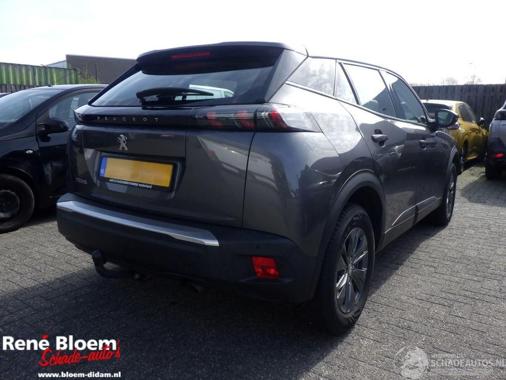 Peugeot 2008 12 PureTech Active Pack 2022