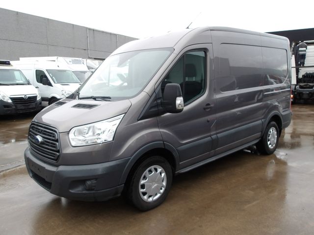 Ford Transit (Stock ID 588)