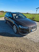 Audi A6 Allroad 3.0 TDI quattro 235kW tiptronic - - mit Diesel-Antrieb: Braun, Kombi