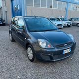Ford Fiesta 1.2 16V 5p. Ghia - Ford Fiesta aus 2007: Ghia