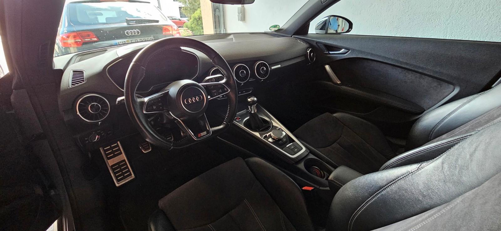 Audi TT Coupe 2.0 TFSI -