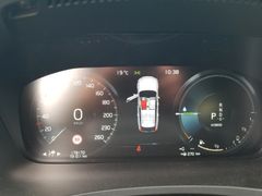 Foto Nummer 12: VOLVO V90