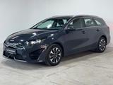 Kia Ceed SW Plug-in Hybrid *AHK*KEYLESS*LED*PANO - Kia cee'd Sportswagon aus 2022