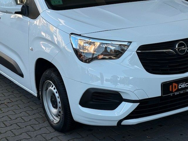 Fahrzeugabbildung Opel Combo E Cargo Edition 1.2l 110PS PDC!
