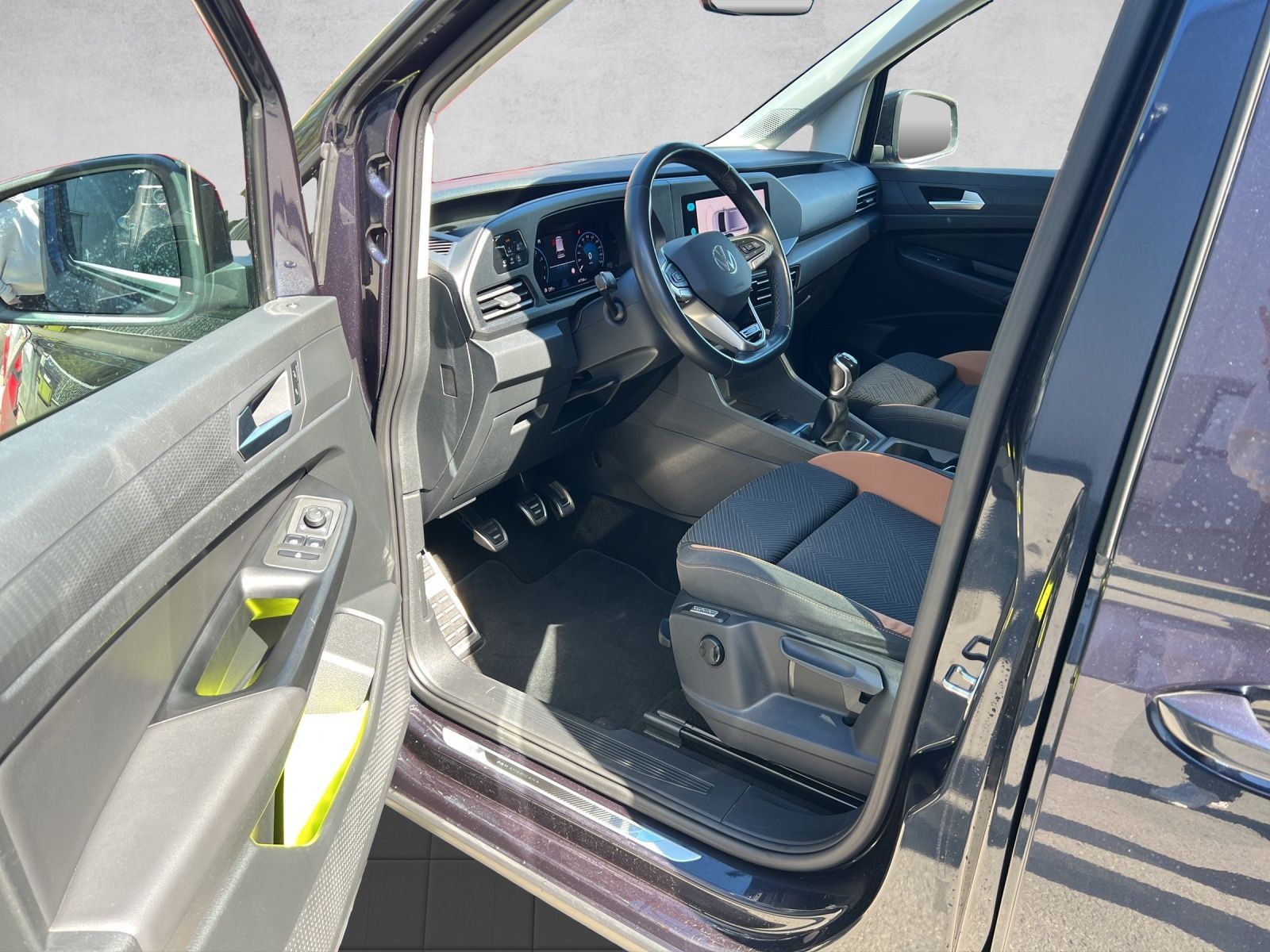 Caddy PanAmericana 1.5 TSI AHK*Navi*Pano**GRA