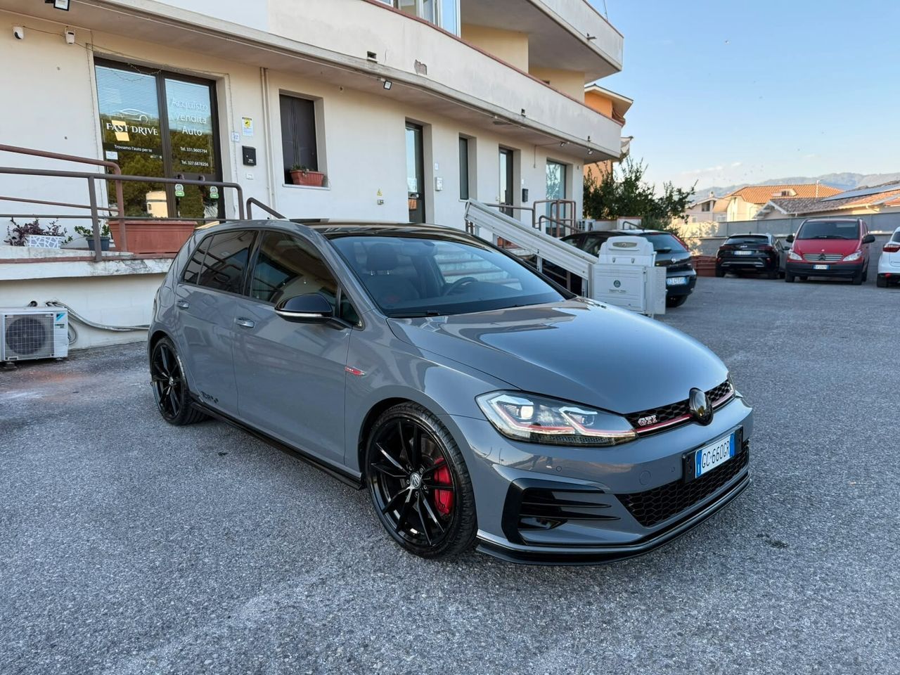 Volkswagen Golf GTI 2.0 TSI TCR DSG 5p. BlueMoti
