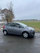 Hyundai ix20 1.4 blue - 8 Fach bereift  - Hyundai ix20 Gebrauchtwagen in Bremen