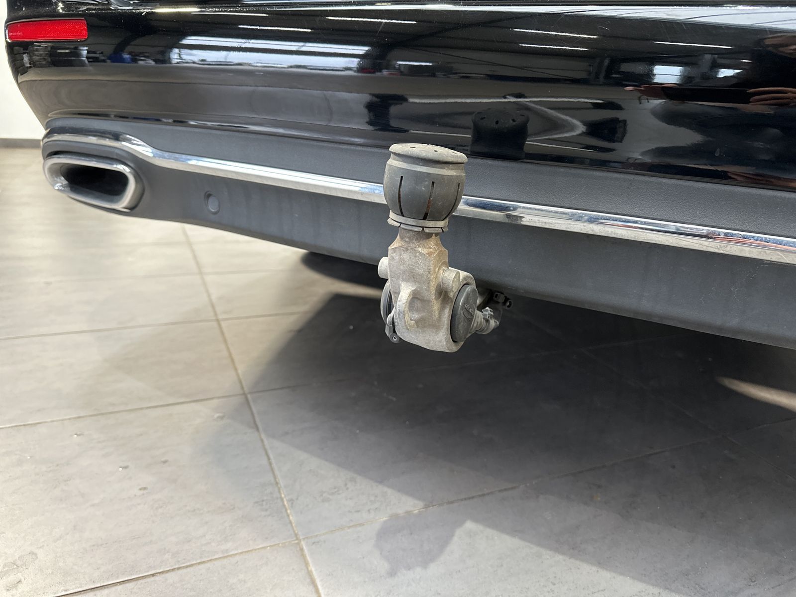 Fahrzeugabbildung Mercedes-Benz E 300de T 4Matic Avantgarde NAV+LED+AHK+WIDESCR