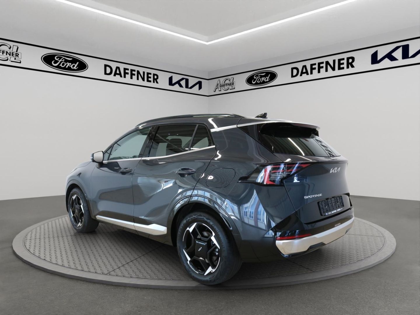 Fahrzeugabbildung Kia Sportage Spirit HUD Panoramadach Navi 360 Kamera