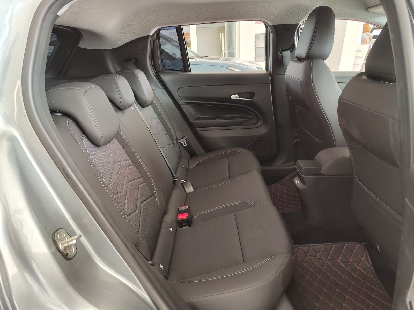 JEEP Avenger  1.2 MHEV Altitude JBL ACC LED – Bild 12
