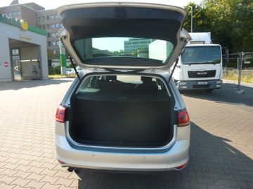 Volkswagen Golf - 8