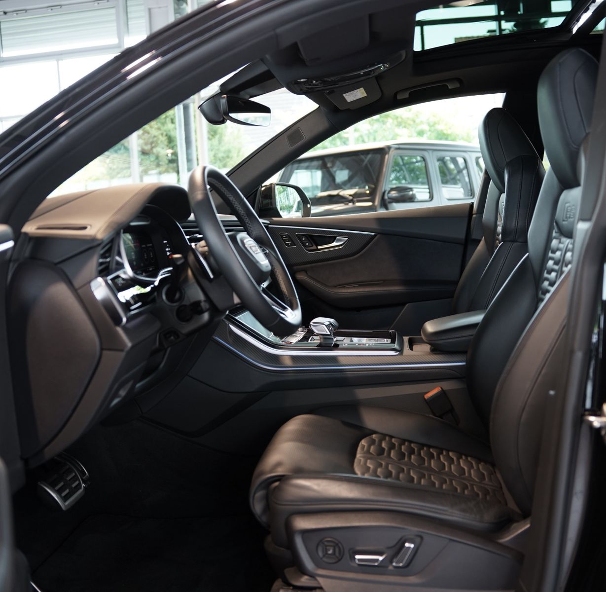 Audi Rsq8