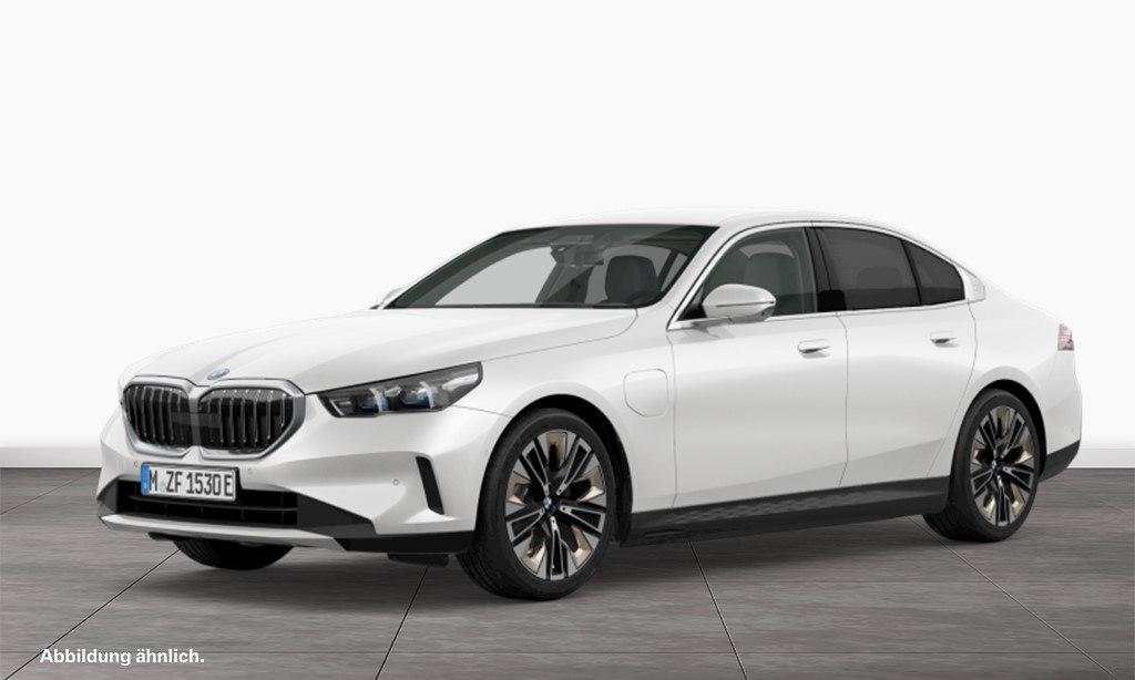 BMW 530e Lim. Adp.LED DrivAssProf HarmKar 360°