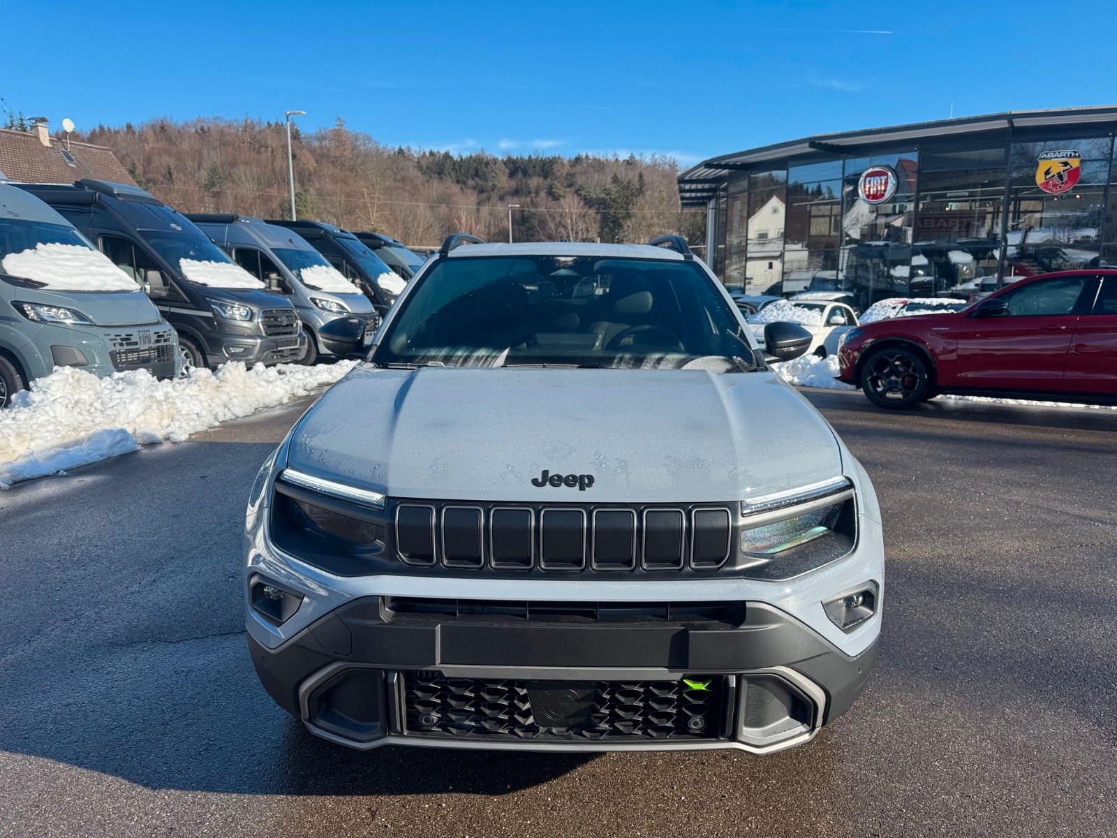 Fahrzeugabbildung Jeep Avenger Sitzheizung LED PDC adap. Tempomat