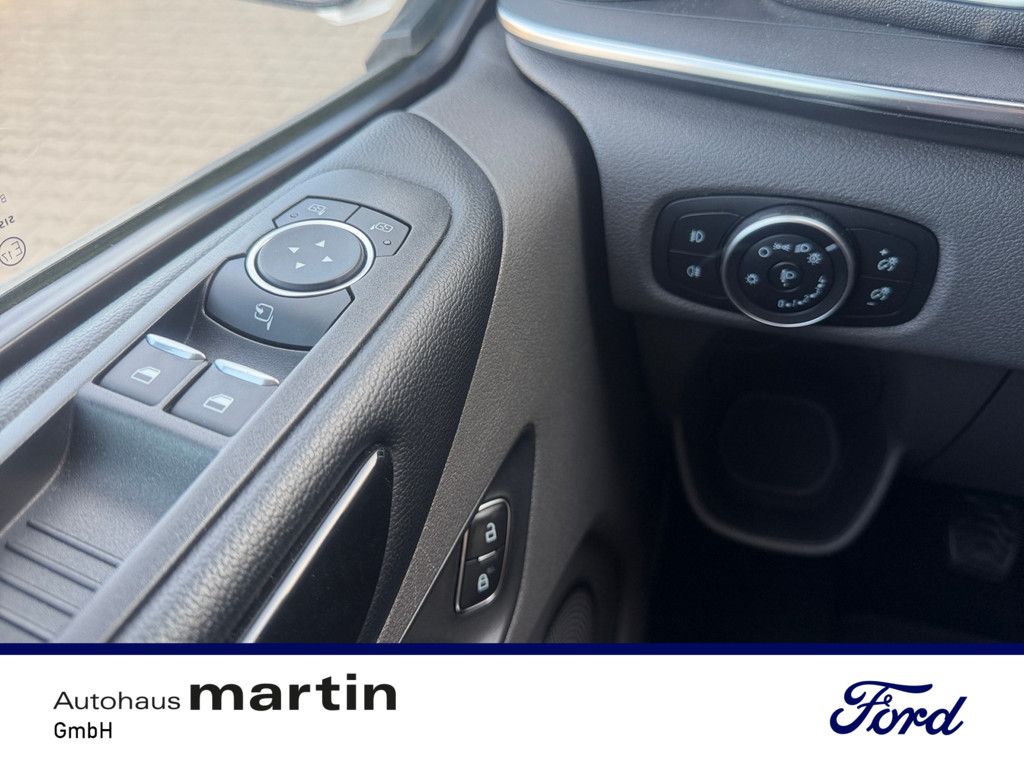 Fahrzeugabbildung Ford Tourneo Custom L1 Titanium XENON AHK ACC FACEL.