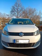 Volkswagen Touran 1.6 TDI  BlueMotion RECHTSLENKER 7-Sitzer - Volkswagen Touran aus 2011: Bluemotion