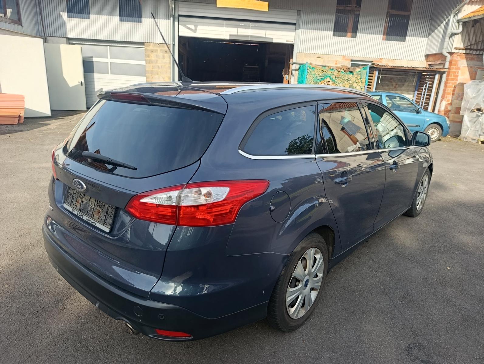Ford Focus 2011 — photo 6