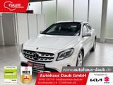 Mercedes-Benz GLA 180 Urban+Automatik+Navi+360 Kamera+Pano+uvm - Mercedes GLA 180 mit Schiebedach