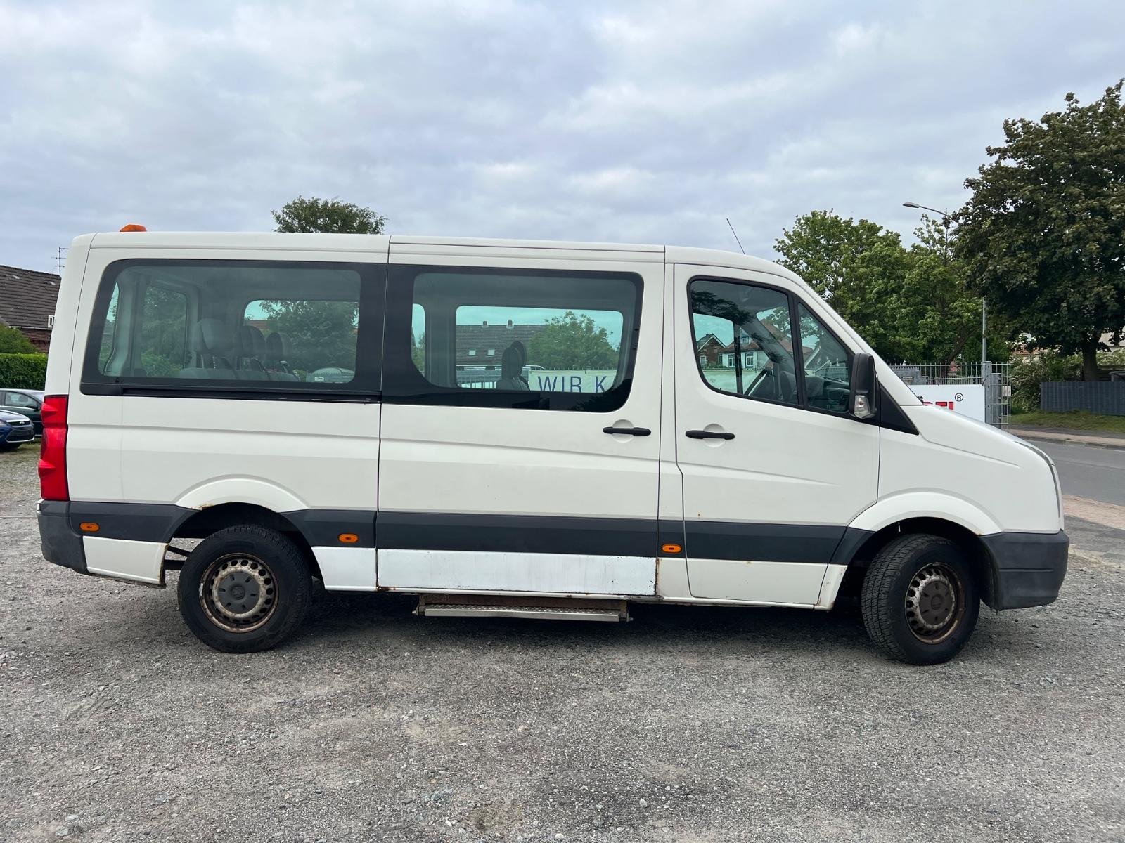 Volkswagen Crafter Kombi 30 L2H1 mittel,9 Sitz. 01713871812