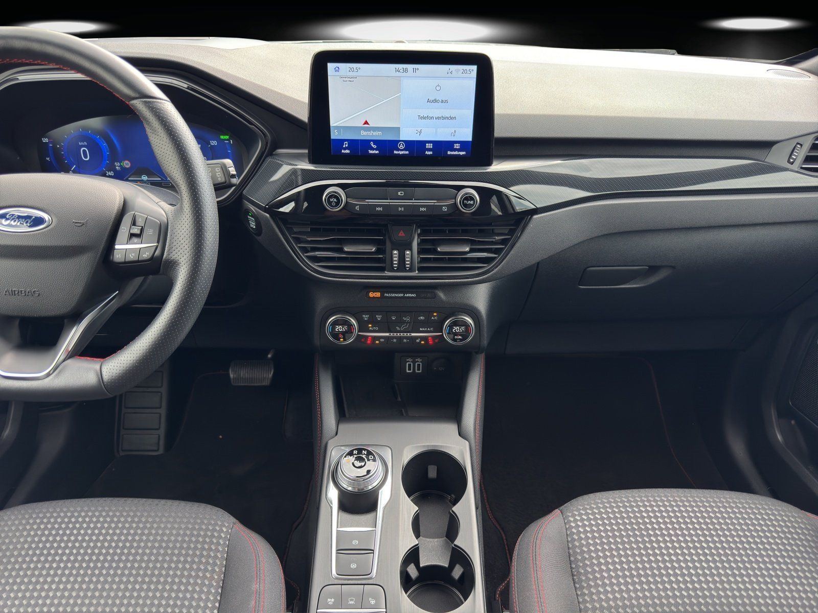 Fahrzeugabbildung Ford Kuga 2.5 PHEV ST-Line Aut./LED/ACC/KAMERA/NAVI/