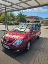 Renault Scenic RXE 1.6 16V RXE - gebrauchte Renault Scenic aus dem Jahr 2000