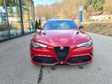 Alfa Romeo Giulia 2.9 V6 Quadrifoglio - Alfa Romeo: Quadrifoglio
