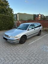 Volvo V40 / Motor und Getriebe einwandfrei - gebrauchte Volvo V40 aus dem Jahr 1999