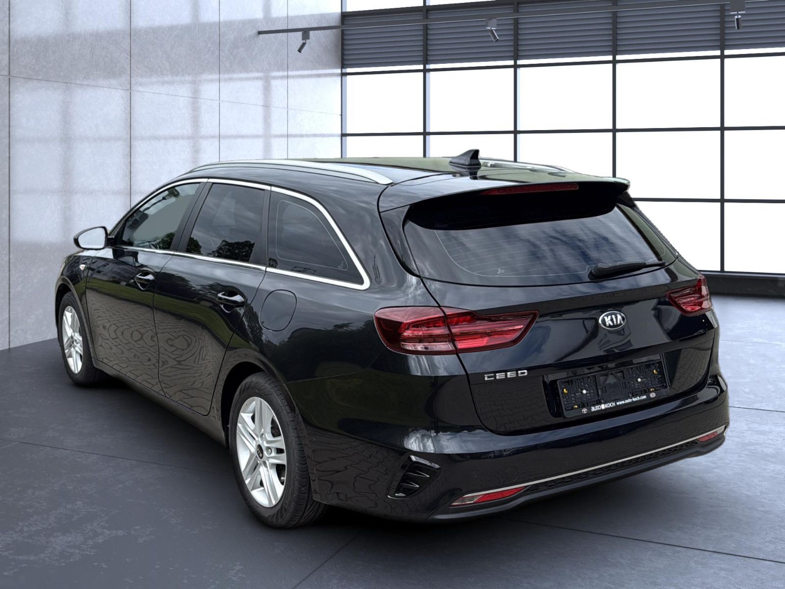 Fahrzeugabbildung Kia cee'd / Ceed/ unfallfrei / AHK