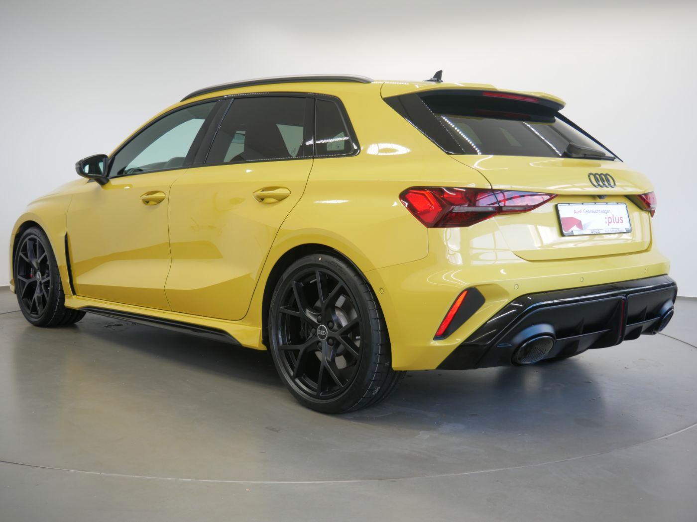 Audi RS 3 Sportback S tro. MATRIX HEAD-UP SPORTABGAS
