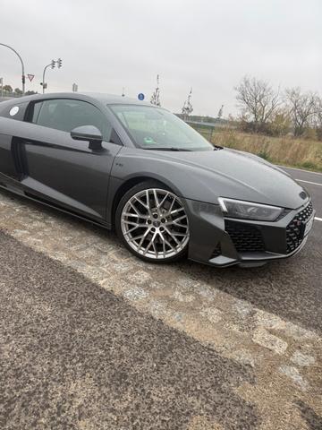 Audi R8 5.2 FSI performance S tronic RWD - Coupé